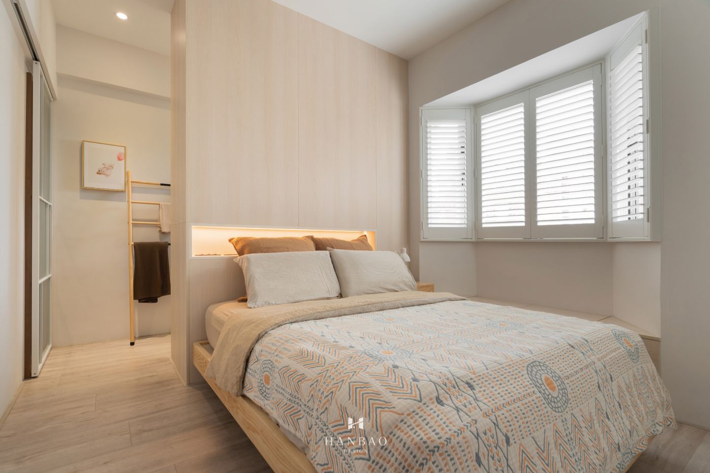 Wooden-Melody-White-Light-13