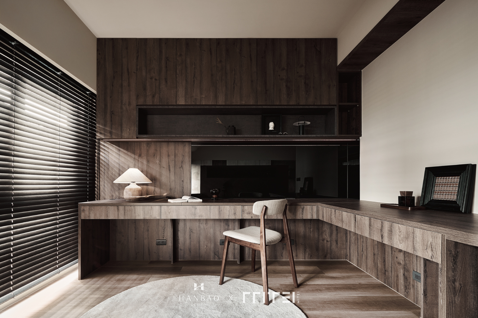 日式侘寂風電視牆